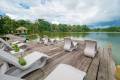 La_selva_lodge_lasy_chairs.jpg